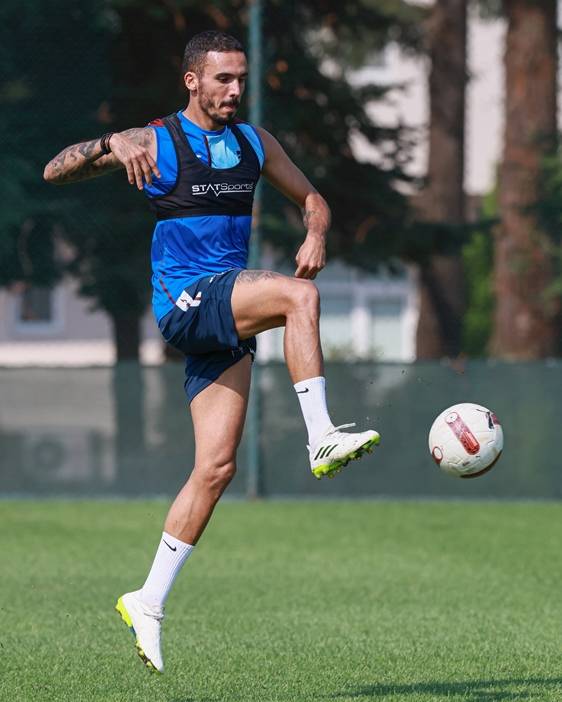 Trabzonspor Lig’in 8. haftasında deplasmanda oynayacağı  Adana Demirspor maçı hazırlıklarına başladı 15